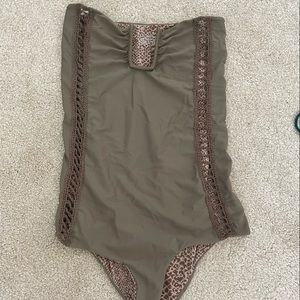 Acacia Africa Crochet One Piece - Opihi